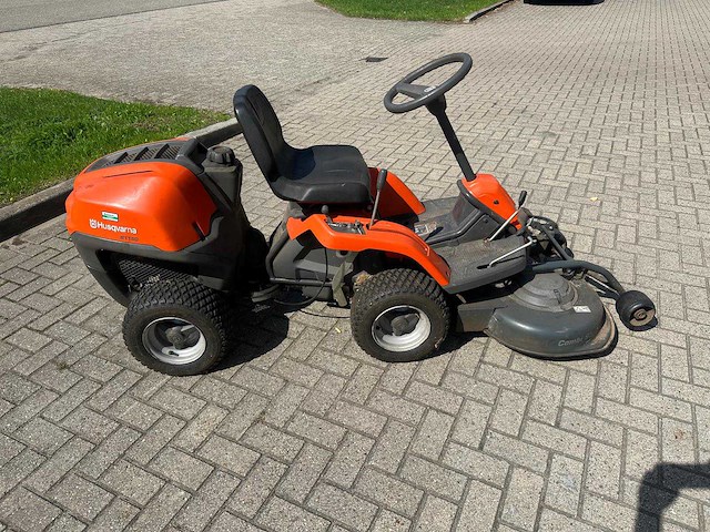 Husqvarna - r1150 - zitmaaier - afbeelding 2 van  5
