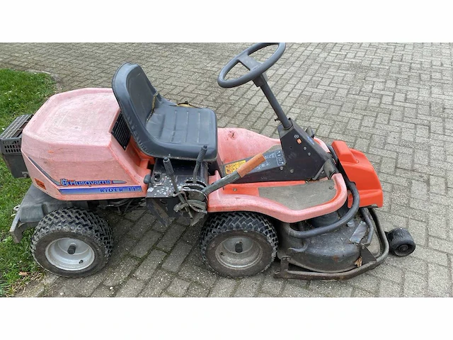 Husqvarna - rider 11 - zitmaaier - afbeelding 2 van  5