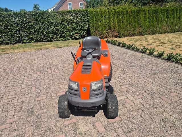 Husqvarna - zitmaaier - afbeelding 4 van  11