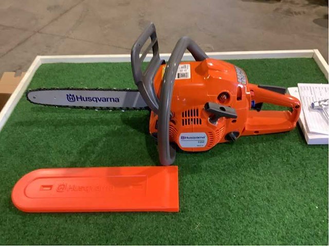 Husqvarna 120 / mark ii kettingzaag - afbeelding 4 van  8