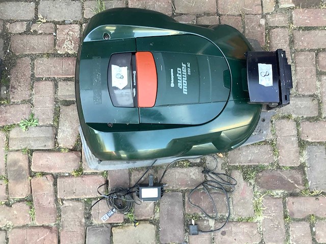 Husqvarna 220 ac robotmaaier - afbeelding 4 van  6