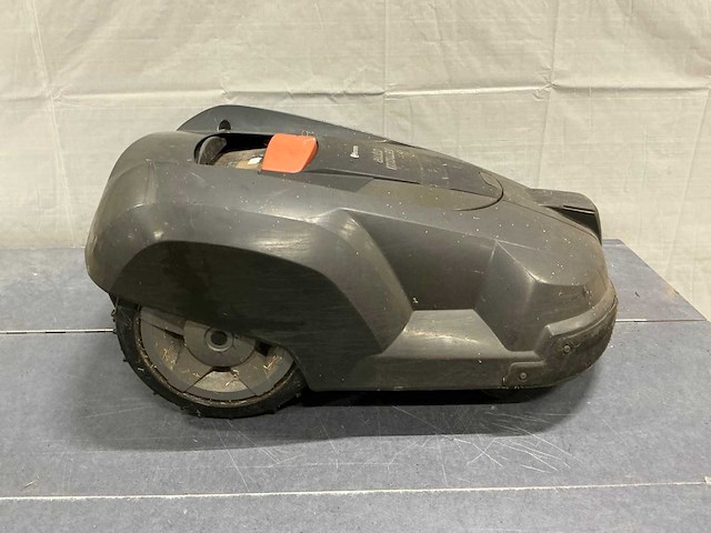 Husqvarna 230 acx robotmaaier - afbeelding 2 van  6