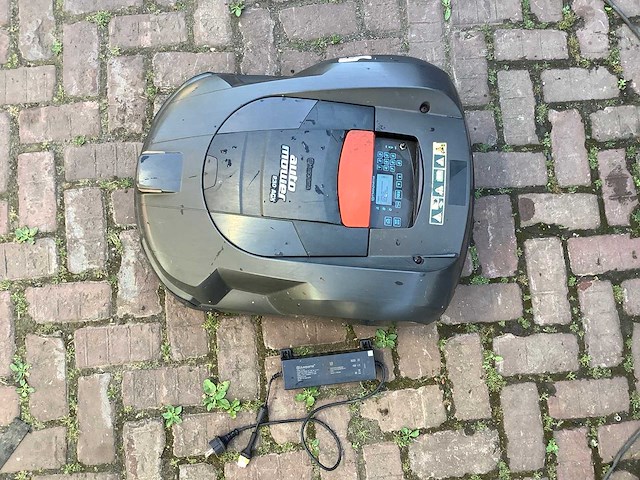 Husqvarna 230 axc robotmaaier - afbeelding 4 van  5