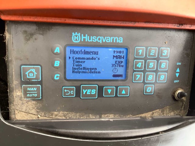Husqvarna 230asx robotmaaier - afbeelding 3 van  3