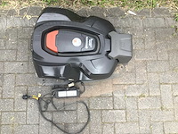 Husqvarna 320 robotmaaier - afbeelding 4 van  6