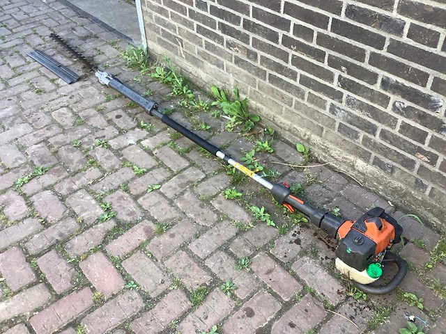 Husqvarna 327 he 4x stokheggenschaar - afbeelding 1 van  5
