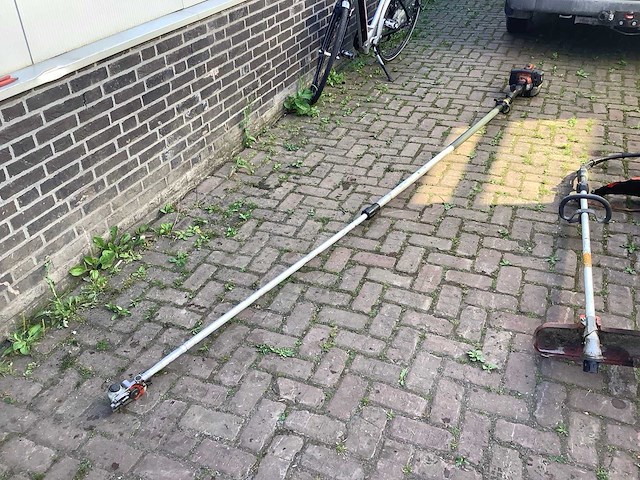 Husqvarna 327 pt5s telescoopstokkettingzaag - afbeelding 4 van  4
