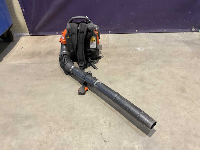 Husqvarna 350bt ruggedragen bladblazer - afbeelding 3 van  4