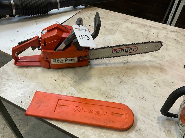 Husqvarna 36 kettingzaag - afbeelding 2 van  3