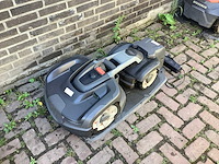 Husqvarna 435x awd robotmaaier - afbeelding 3 van  5