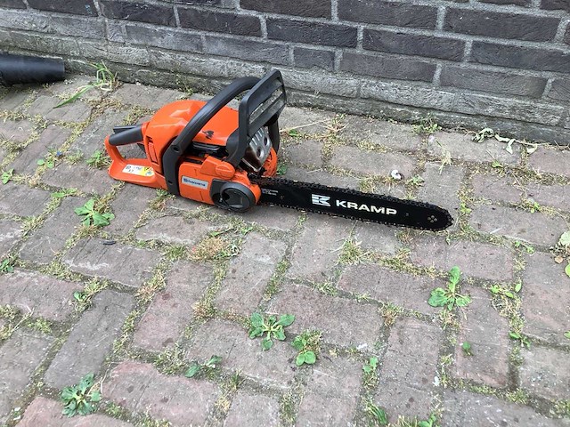 Husqvarna 440 kettingzaag - afbeelding 3 van  4
