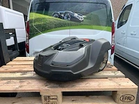 Husqvarna 450x robotmaaier - afbeelding 3 van  4