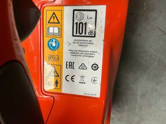 Husqvarna 525ib accu bladblazer - afbeelding 4 van  5