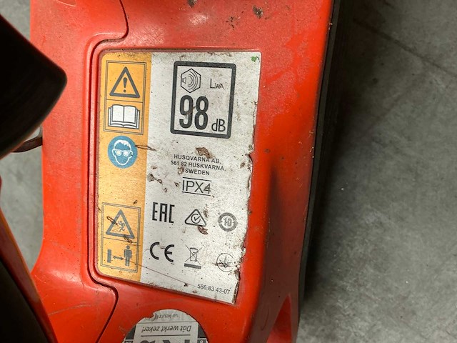 Husqvarna 525ib accu bladblazer - afbeelding 3 van  4