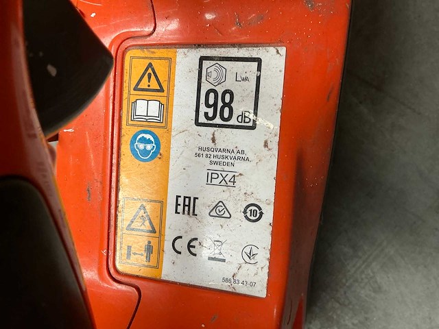 Husqvarna 525ib accu bladblazer - afbeelding 3 van  4