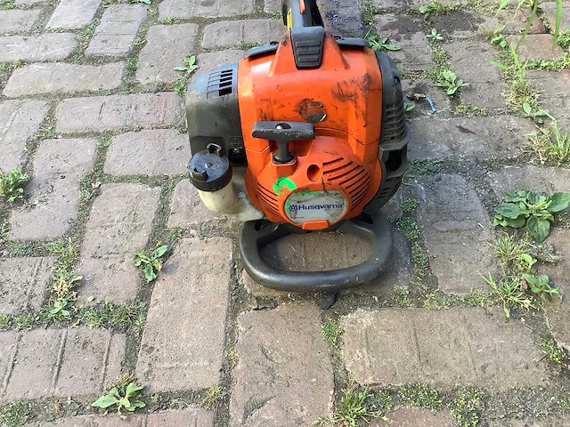 Husqvarna 525pt5s telescoopstokkettingzaag - afbeelding 6 van  7