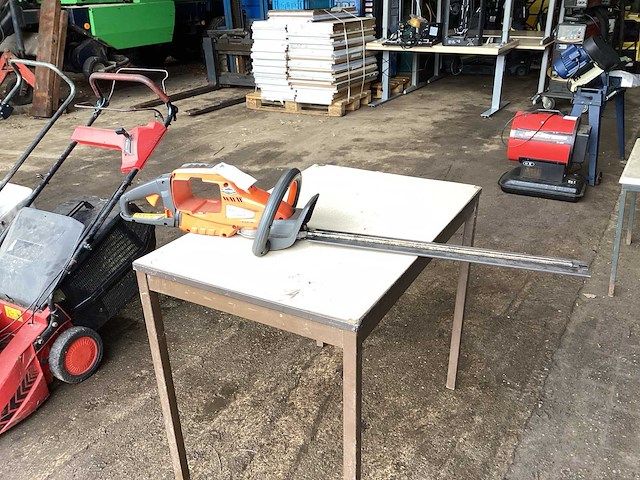 Husqvarna 536lihd60x heggenschaar - afbeelding 1 van  6