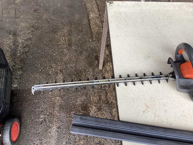 Husqvarna 536lihd60x heggenschaar - afbeelding 6 van  6