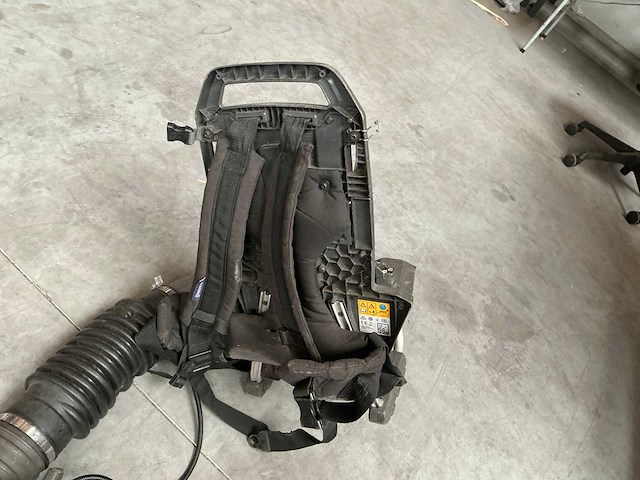 Husqvarna 550ibtx ruggedragen bladblazer - afbeelding 5 van  6