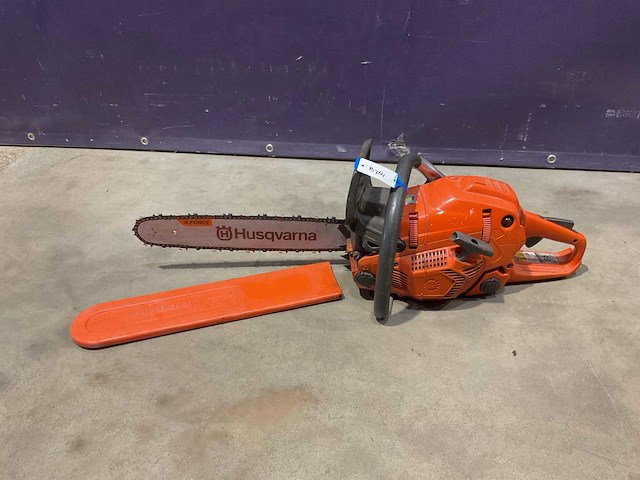 Husqvarna 555 kettingzaag - afbeelding 1 van  3