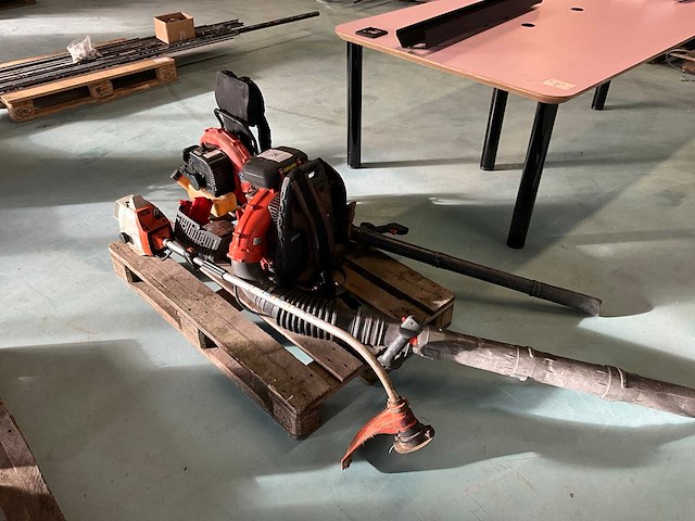 Husqvarna 570bts bladblazer - afbeelding 1 van  6