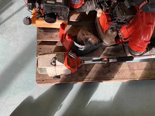 Husqvarna 570bts bladblazer - afbeelding 5 van  6