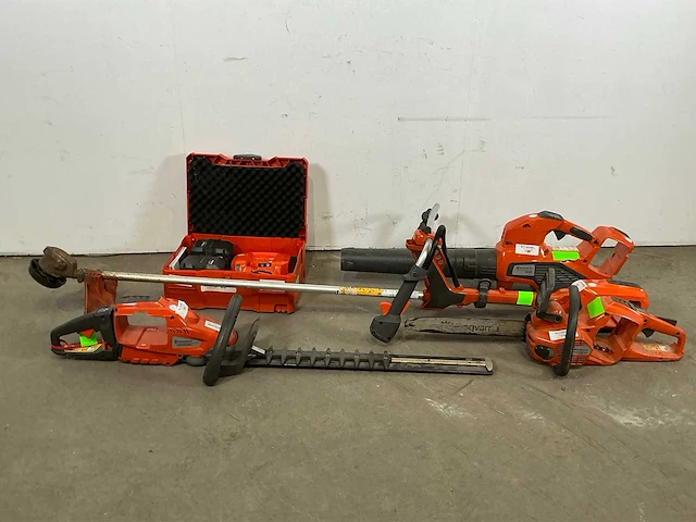 Husqvarna accu tuingereedschap - afbeelding 1 van  4