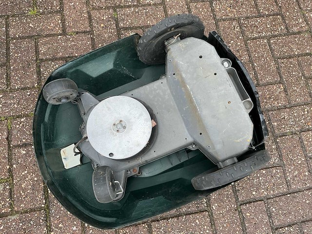Husqvarna auto mower 220ac robotmaaier - afbeelding 2 van  2