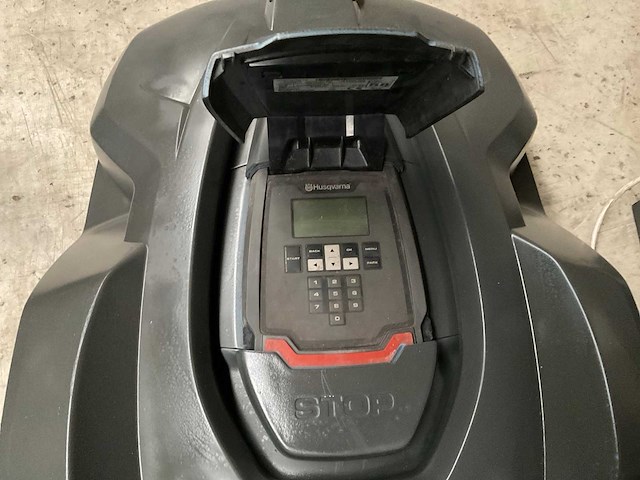 Husqvarna auto mower 320 robotmaaier - afbeelding 3 van  4