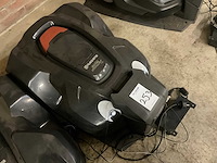 Husqvarna auto mower 320 robotmaaier - afbeelding 2 van  5