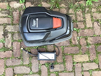 Husqvarna automower 105 robotmaaier - afbeelding 3 van  4