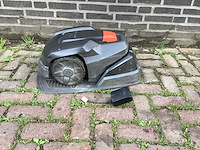 Husqvarna automower 105 robotmaaier - afbeelding 2 van  5