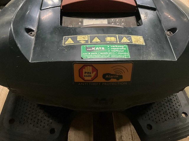 Husqvarna automower 220 ac robotmaaier - afbeelding 3 van  3