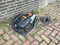 Husqvarna automower 305 robotmaaier - afbeelding 3 van  5