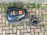 Husqvarna automower 305 robotmaaier - afbeelding 4 van  5