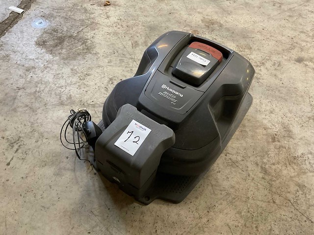 Husqvarna automower 310 robotmaaier - afbeelding 1 van  5