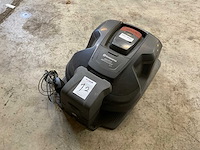 Husqvarna automower 310 robotmaaier - afbeelding 1 van  5