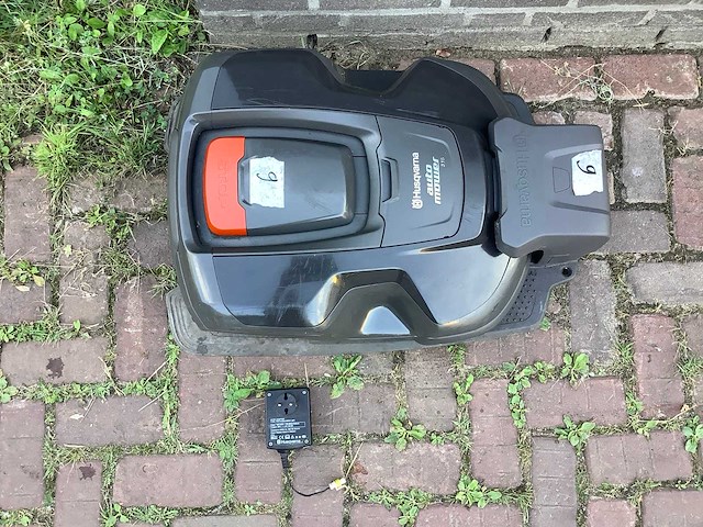 Husqvarna automower 315 robotmaaier - afbeelding 4 van  6