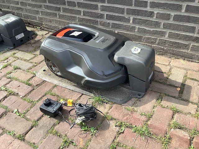Husqvarna automower 315x robotmaaier - afbeelding 1 van  6