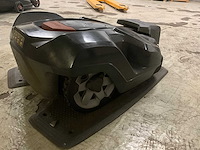 Husqvarna automower 330x robotmaaier - afbeelding 2 van  4