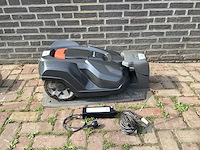Husqvarna automower 330x robotmaaier - afbeelding 2 van  8