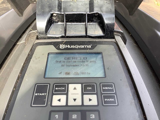 Husqvarna automower 330x robotmaaier - afbeelding 7 van  8