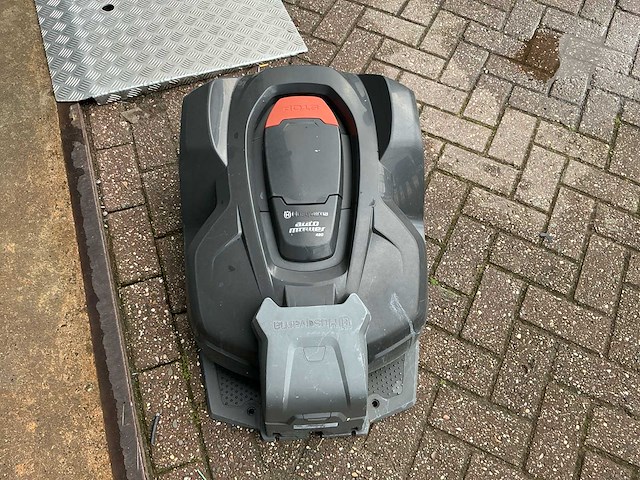 Husqvarna automower 420 robotmaaier - afbeelding 4 van  6