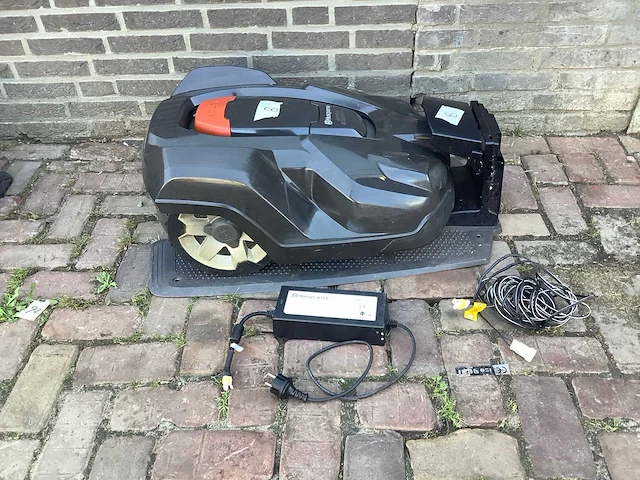 Husqvarna automower 430 x robotmaaier - afbeelding 2 van  6
