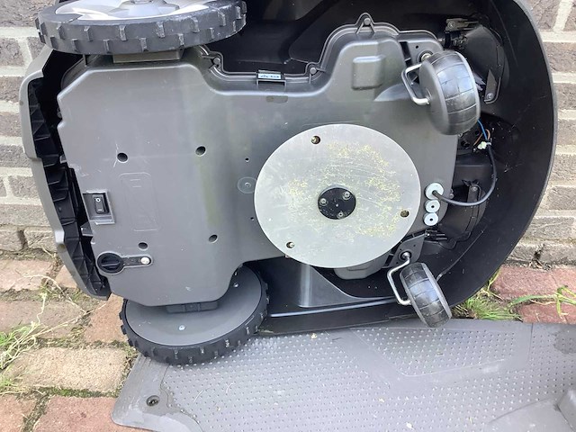 Husqvarna automower 430x robotmaaier - afbeelding 6 van  9