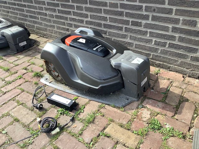 Husqvarna automower 430x robotmaaier - afbeelding 1 van  7
