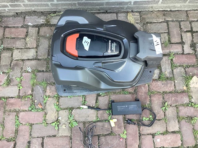 Husqvarna automower 450 x robotmaaier - afbeelding 4 van  7