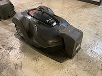 Husqvarna automower 450x robotmaaier - afbeelding 1 van  6