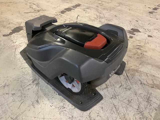 Husqvarna automower 450x robotmaaier - afbeelding 3 van  6