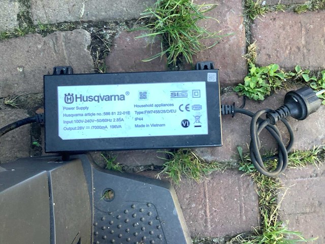 Husqvarna automower 450x robotmaaier - afbeelding 3 van  5